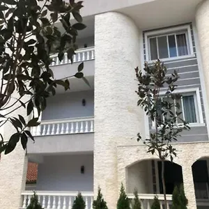https://flower-residence-tirana-1010.albaniahotels.org
